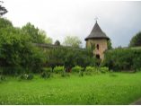 Turn privit din interiorul manastirii - Manastirea Moldovita #4